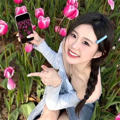 我与妈妈的黄色脚踏车